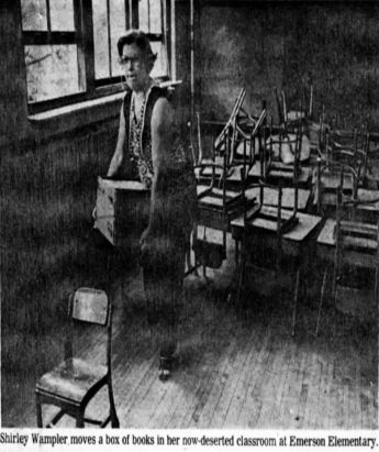 shirley-wampler-clearing-classroom-1981-1